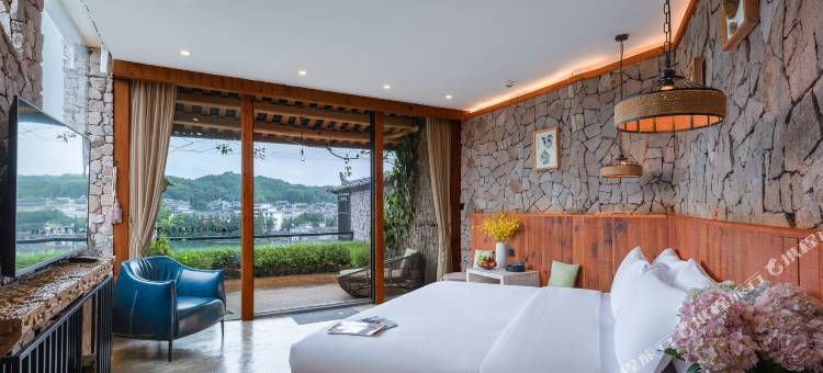 腾冲和堂真美·全景温泉度假客栈(和顺古镇野鸭湖店)图片