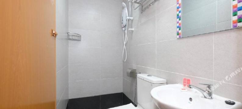 OYO 44043 第一花园酒店(OYO 44043 First Garden Hotel)图片