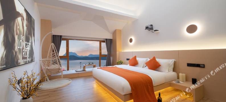 泸沽湖隐竺湖景美宿图片