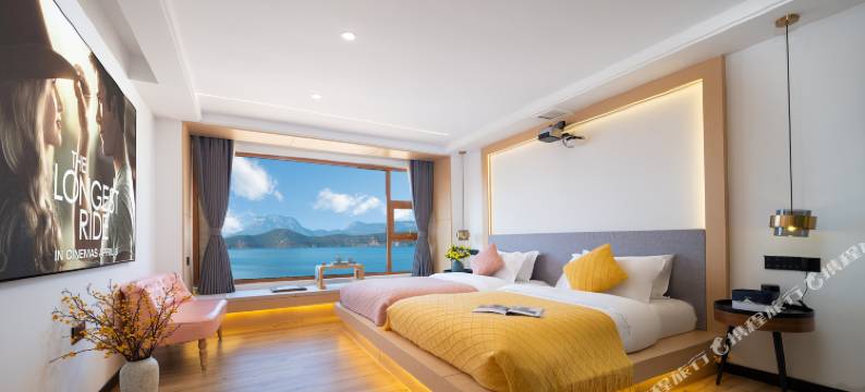 泸沽湖隐竺湖景美宿图片