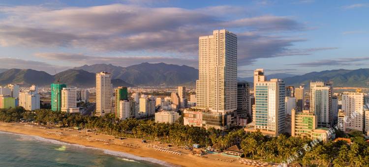 芽庄温佩海滨酒店(Vinpearl Beachfront Nha Trang)图片