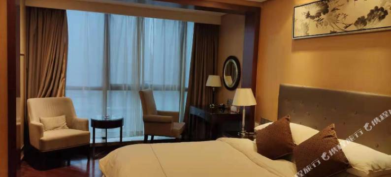 水晶蓝湾酒店公寓(1912百家湖地铁站店)图片