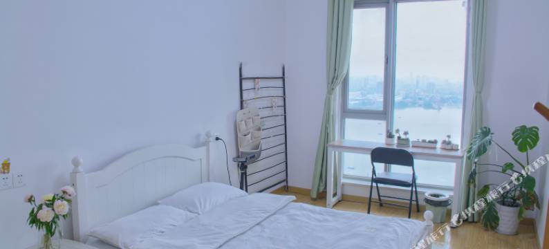 武汉我家门前一条江民宿图片