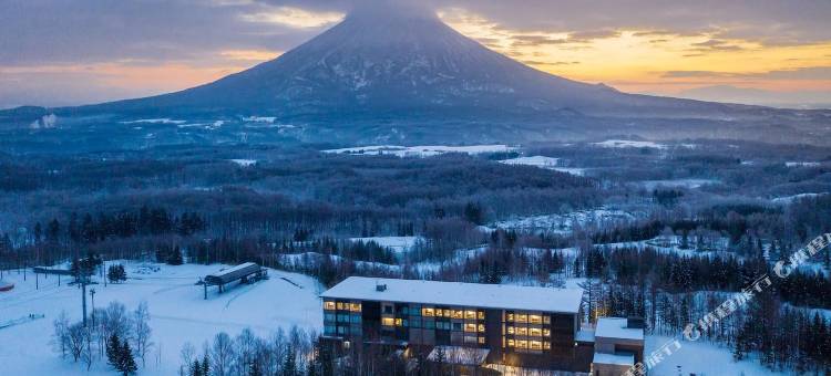 新雪谷丽思卡尔顿隐世酒店(Higashiyama Niseko Village, a Ritz-Carlton Reserve)图片