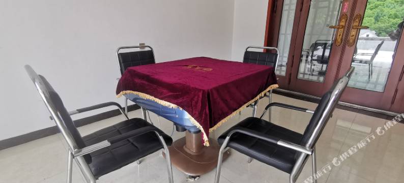 麦积山映山红庄园图片