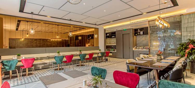 白玉兰酒店(秦皇岛北戴河火车站店)图片