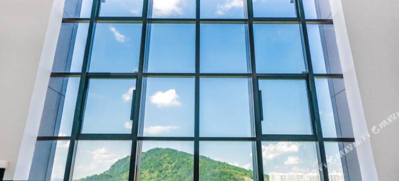 欢藤无人智能酒店(贵阳未来方舟店)图片