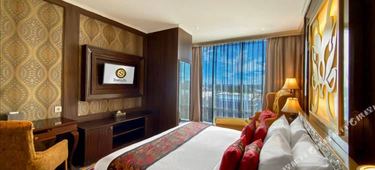 蓝宝石天空酒店及会议(Sapphire Sky Hotel & Conference)图片