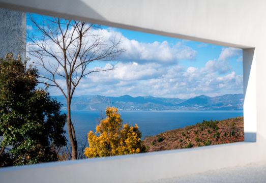 Fuxian Lake Tangsu Hot Spring Club Hotel Overview