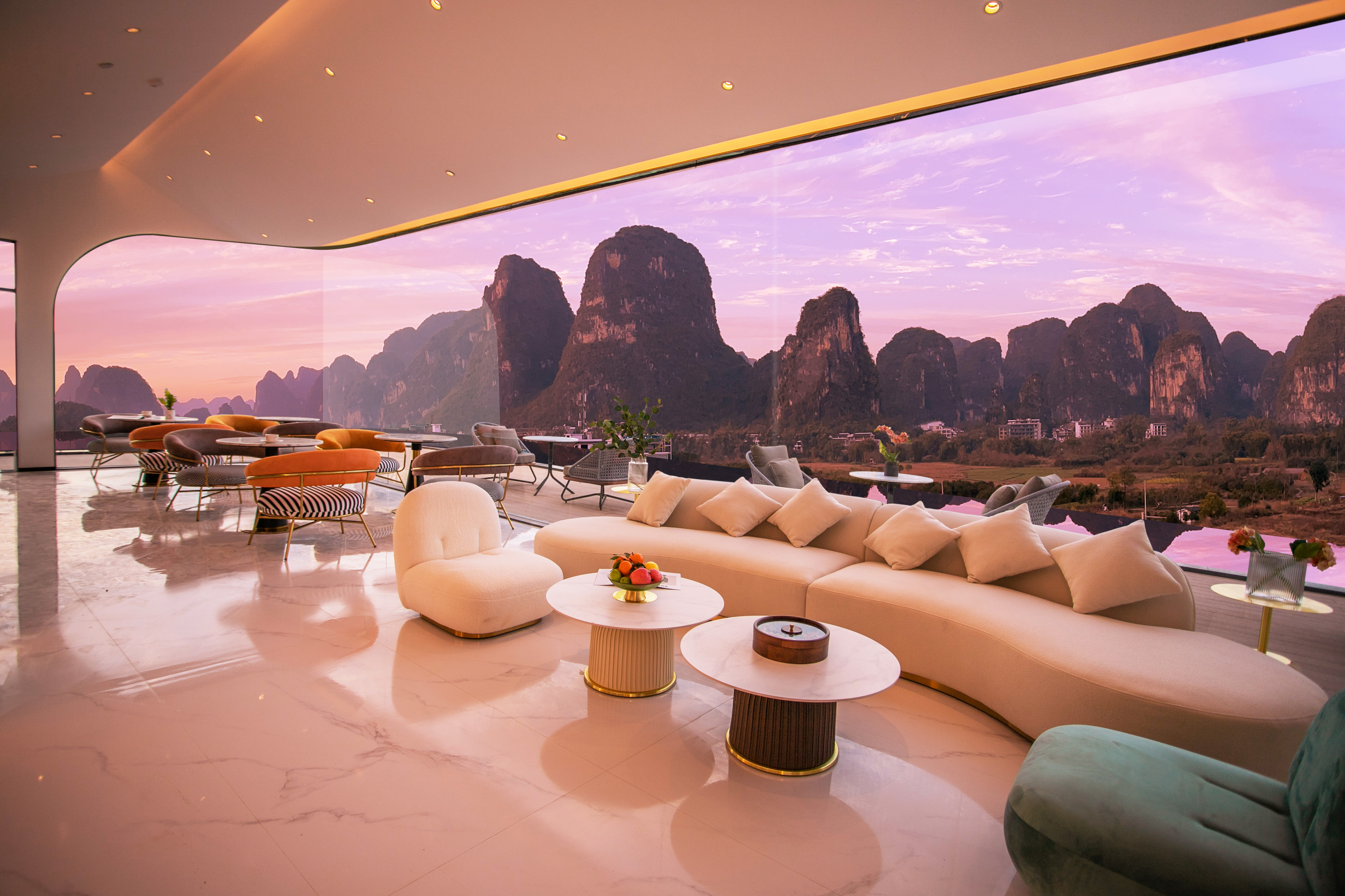 LS Hotel (Guilin Liangsu) Over view