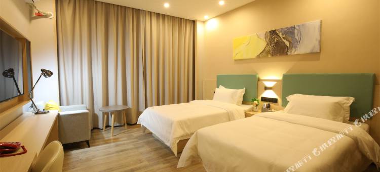 铂顿国际公寓(象州梦幻夜金象路店)图片