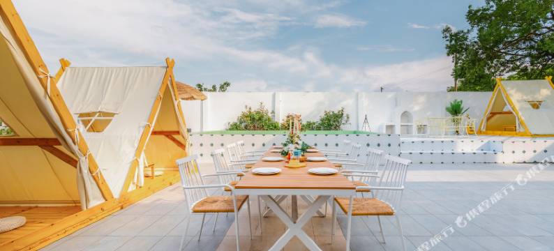 上海一米阳光·季节美宿图片