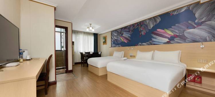 派酒店(重庆江北国际机场空港广场轻轨站店)图片