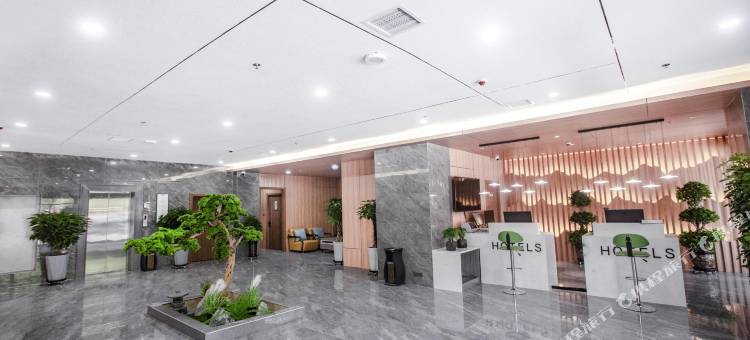 巩留H酒店(蝶湖景区店)图片