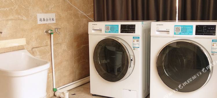 六安华安假日酒店(三十铺金港城市广场店)图片