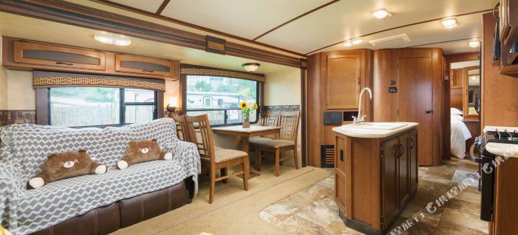 银泰房车露营酒店(大连银沙滩店)图片