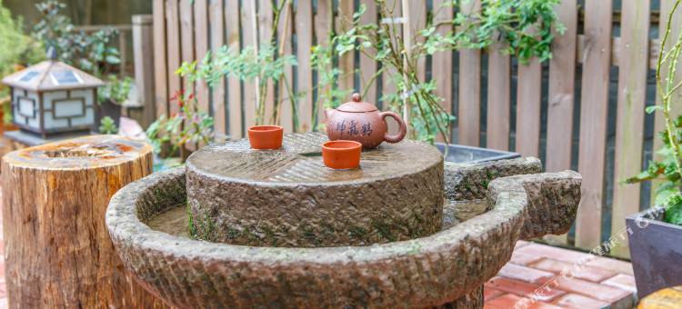 桂林大朴树民宿(漓江高铁北站店)图片