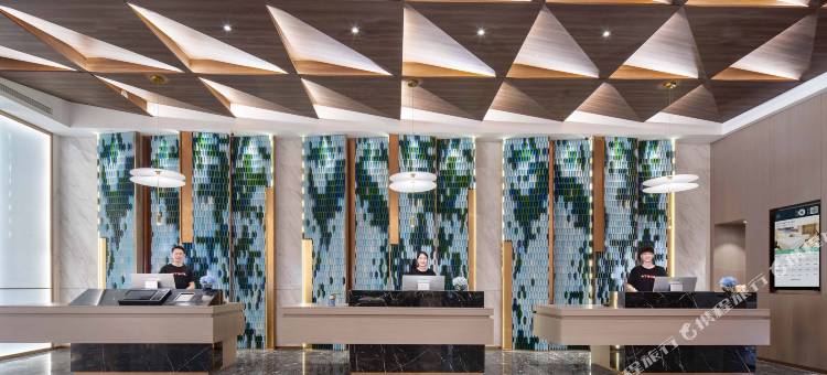 长沙滨江金融中心亚朵酒店图片