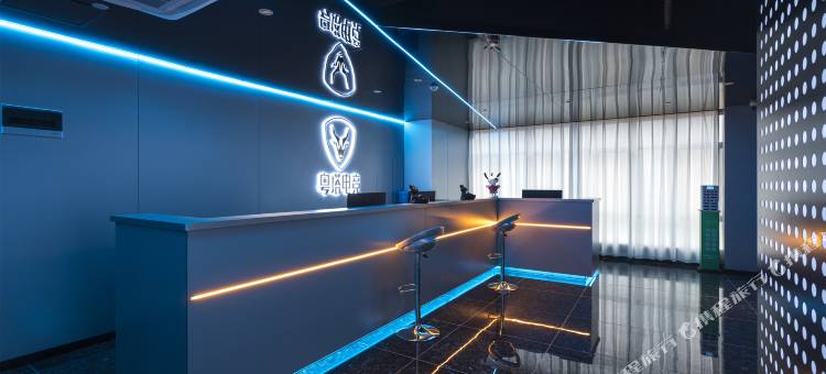 粤塔TOP PLAY电竞酒店(南宁朝阳广场师范大学店)图片