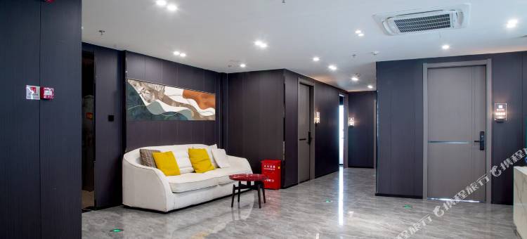 爱电竞酒店(东台八佰伴店)图片