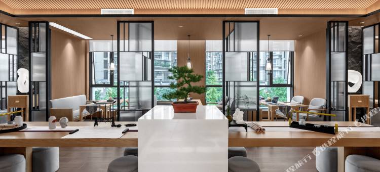 成都天府雯源酒店(简阳市政府旭海广场店)图片