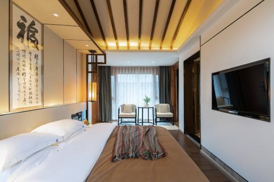 CLOUD NINE彩云间·花园别院(丽江古城四方街店)