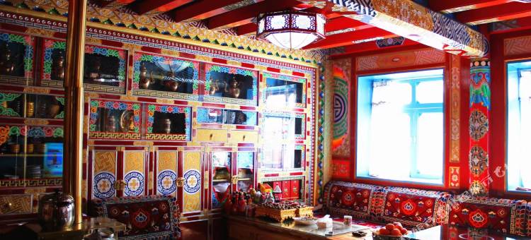 松潘卓旦尼仓客栈图片