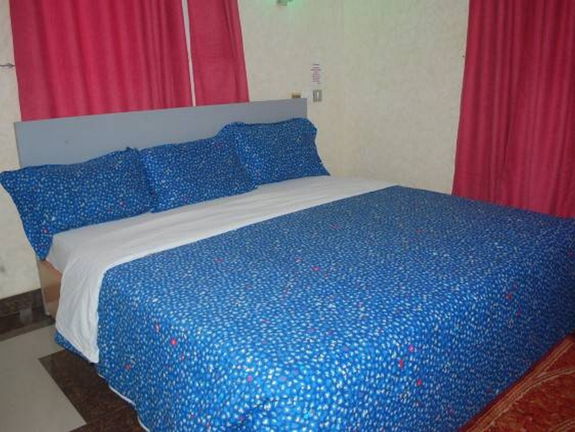 1st Point Hotel and Suites Over view