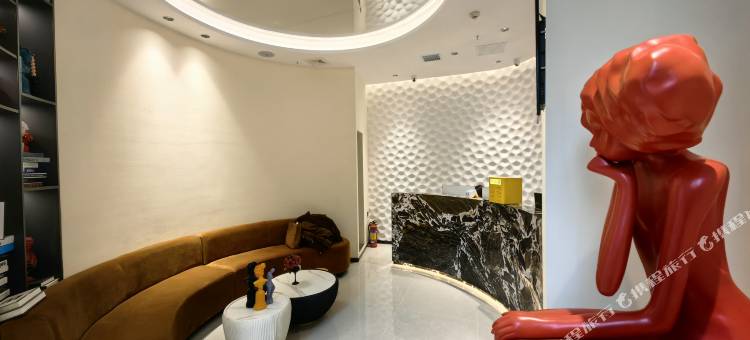 Aaron亚伦·高空酒店(万象汇高新大道地铁站店)图片