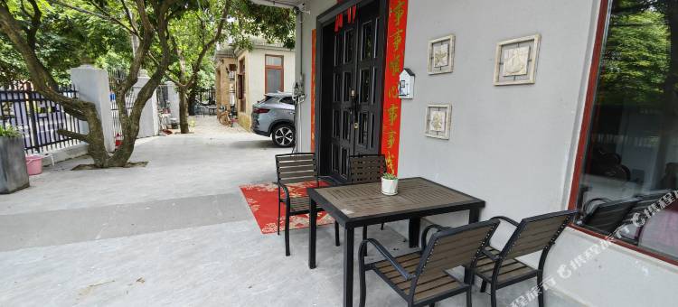 丰莲民宿(冠头岭海滩普度寺店)图片