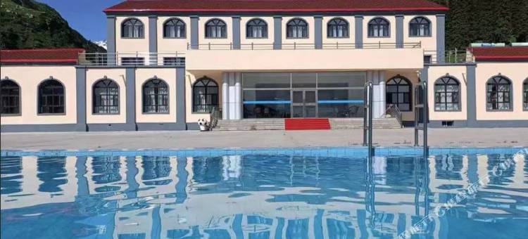 布隆温泉民宿图片