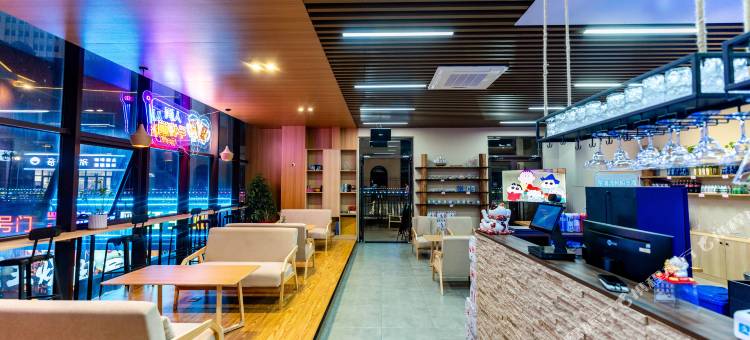 梧舍青年旅社(欧乐坊店)图片