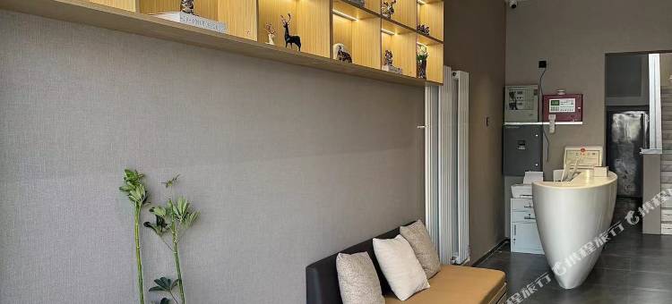 均禾酒店(北京劲松潘家园地铁站店)图片