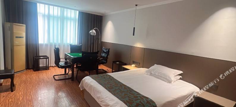 华生优选酒店(兴化吾悦广场店)图片