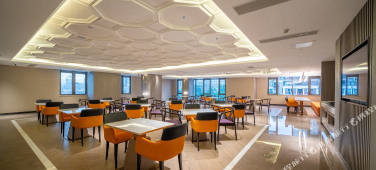 维也纳国际酒店(福州仓山万达洪湾地铁站店)图片