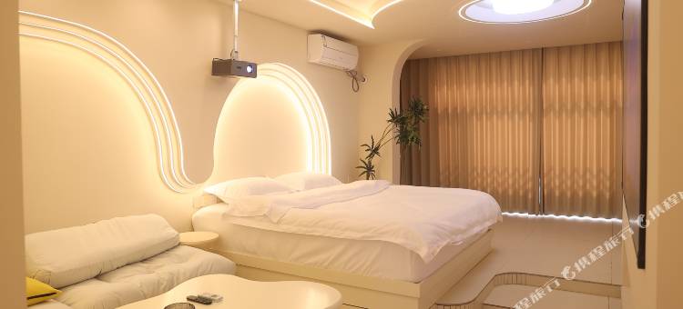 颜妍IView·设计感畅享轻奢宿(集宁一中榆树湾校店)图片