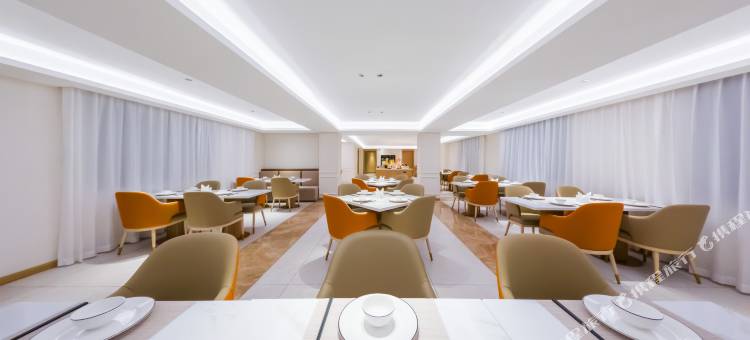 维也纳酒店(昌都强巴林寺店)图片