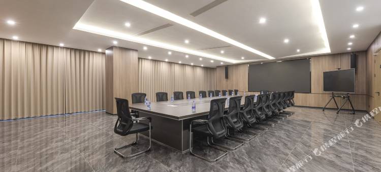 艺龙安云酒店(南京牛首山吉印大道地铁站店)图片