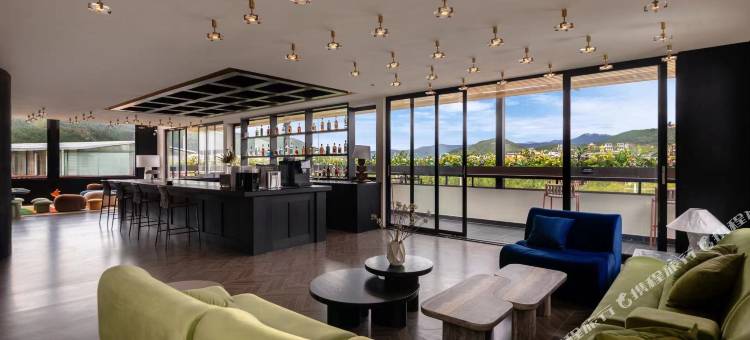 SFEEL设计师酒店(香格里拉独克宗古城店)图片