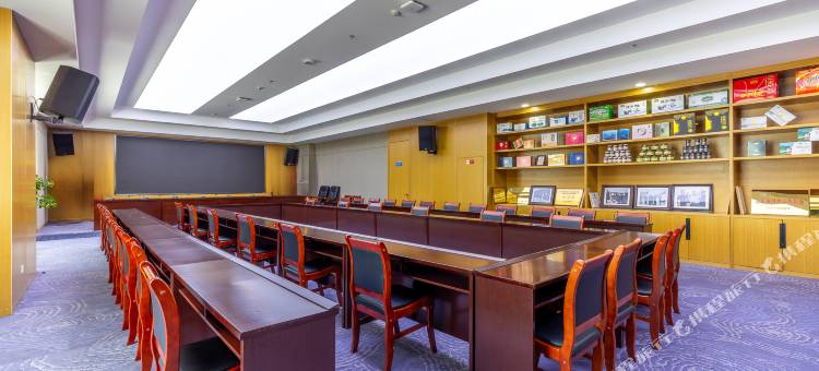 心泊酒店(西宁曹家堡国际机场店)图片