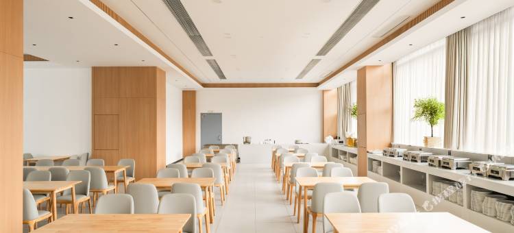 朴树·四季酒店(安顺黄果树大街客运东站店)图片