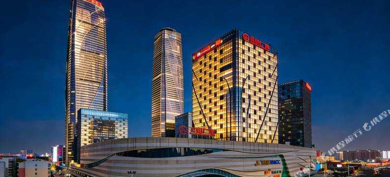 花里时光·观景影音美宿(昆明火车站西山万达广场店)图片