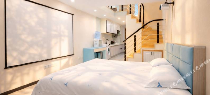 馨悦影音公寓(临沂华润万象汇店)图片