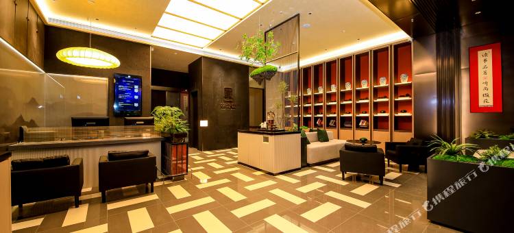 郑州华诗顿酒店(大学南路荆胡地铁站店)图片
