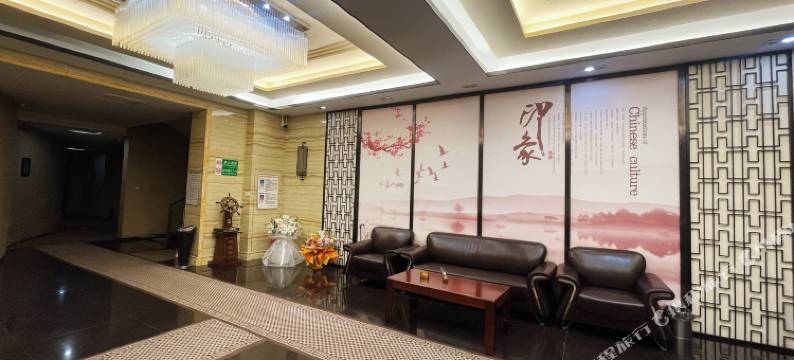 桦南鸿鼎自主宾馆图片