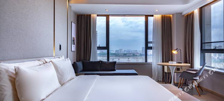 株洲湘江风光带亚朵酒店图片