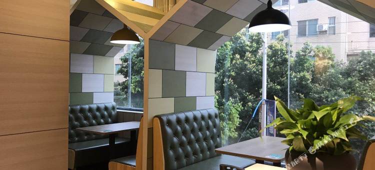 陆川肯麦基温泉酒店图片