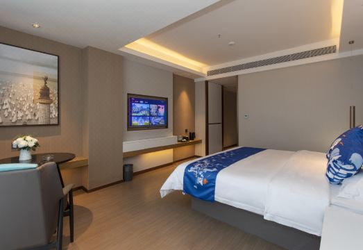 Yeste Hotel (Lingshan Jiangnan Avenue) Hotel Overview