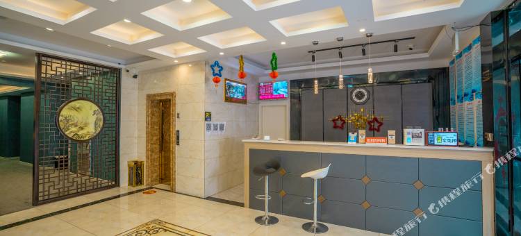 泰兴夜泊假日酒店(鼓楼广场仁和楼店)图片