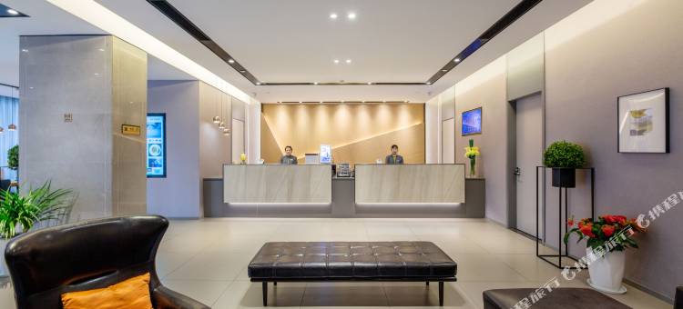 如家商旅酒店(长沙新大新五一广场地铁站店)图片